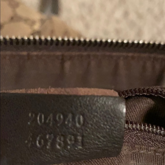 Lovingly worn Gucci bag (as is) - Picture 5 of 6